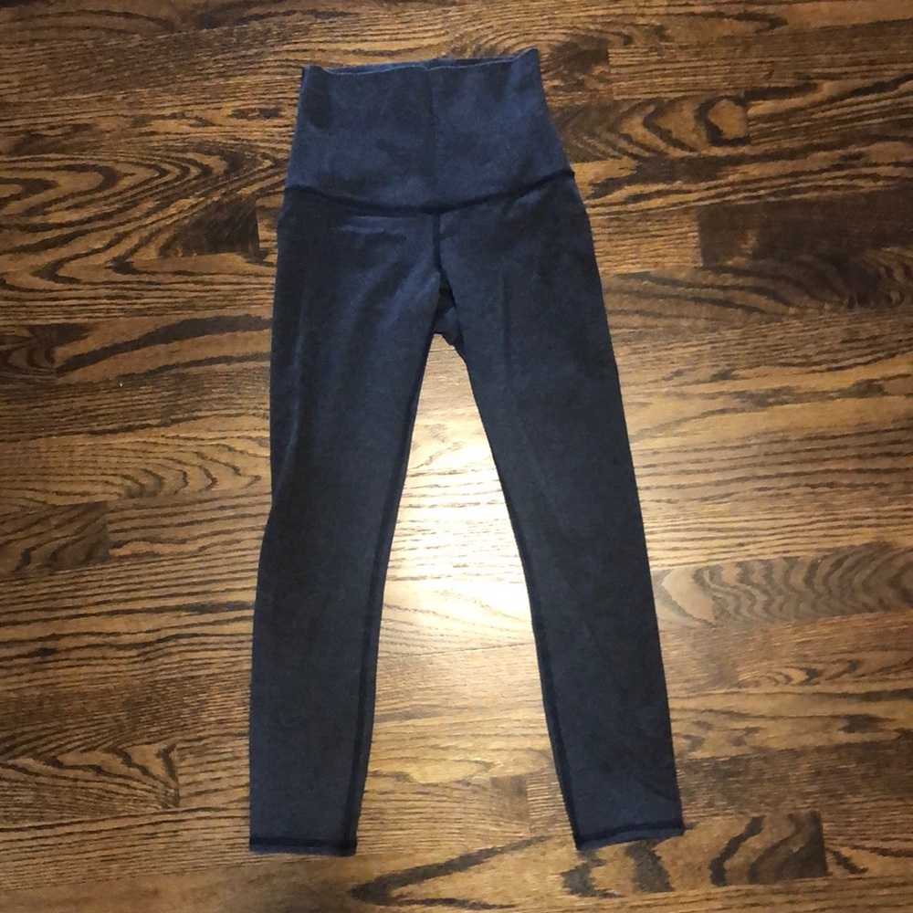Lululemon gray cropped leggings